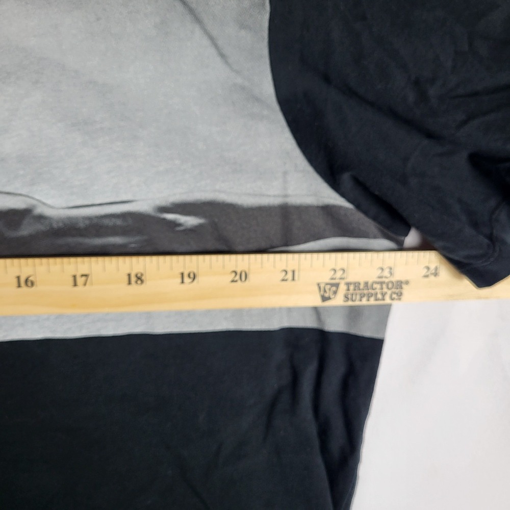 RARE Young Michael Jordan Outstretched Arms Tshirt Men XL Black Wings Collector - Picture 7 of 7
